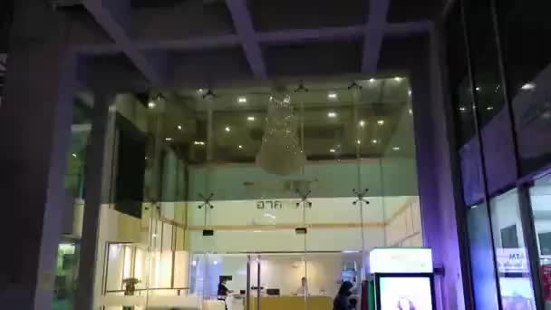 バンコクタイ22 マイ2018高級ホテルマンションTcの入口 グリーンバンコクタイ — ストック動画