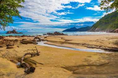 Büyük tropikal ada Ilha Grande Santo Antonio Sahili Angra dos Reis Rio de Janeiro Brezilya.