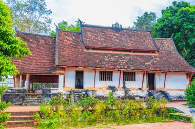 Wat Siphoutthabat Thippharam Luang Prabang Laos 'taki eski Budist tapınağı.