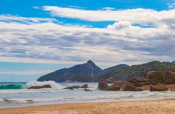 Wunderschöner Strand Praia Lopes Mendes Auf Der Großen Tropischen Insel — Stockfoto