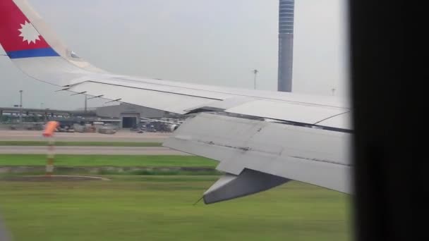 Bangkok Tajlandia Mai 2018 Widok Okna Samolotu Podczas Lądowania Samolotu — Wideo stockowe