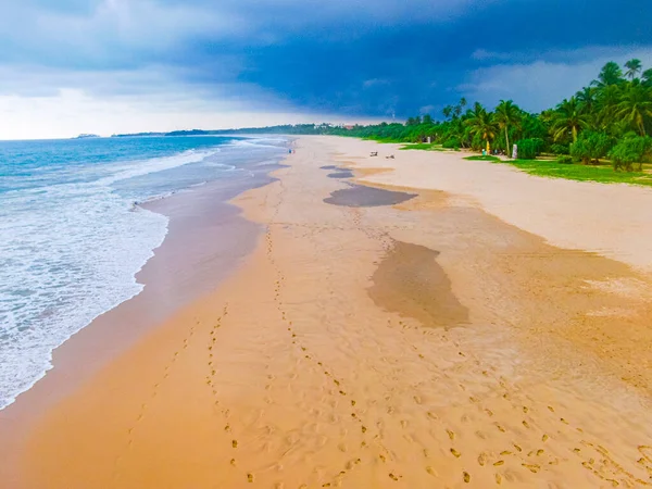 Sturm Und Dunkle Wolken Über Herrlichem Landschaftspanorama Vom Bentota Beach — Stockfoto