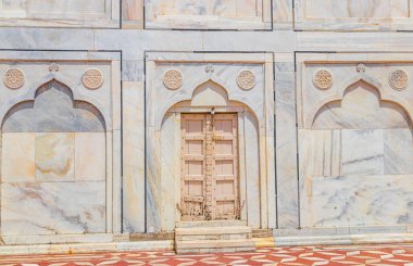 Agra Hindistan 'daki Taj Mahal. Mogul mermer mozolesi. Muhteşem mimari ve en güzel binanın detayları..