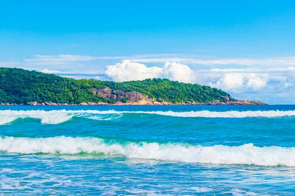 Starke Wellen Wunderschönen Strand Praia Lopes Mendes Auf Der Großen — Stockfoto