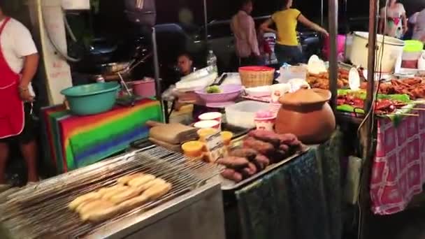 Surat Thani Ταϊλάνδη Mai 2018 Τοπική Ταϊλανδέζικη Κουζίνα Νυχτερινή Αγορά — Αρχείο Βίντεο