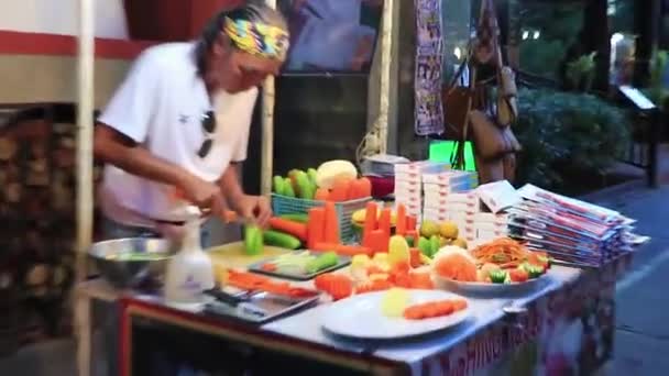 Surat Thani Tajlandia Mai 2018 Lokalne Przygotowanie Żywności Rynku Nocnym — Wideo stockowe