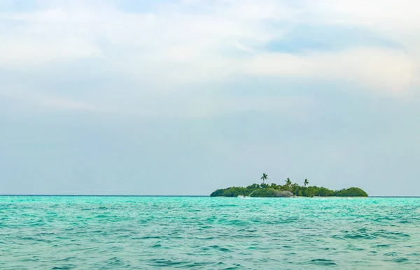 Farbverlauf Auf Den Sandbank Inseln Madivaru Und Finolhu Rasdhoo Atoll — Stockfoto