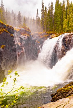 Hemsedal Viken Norveç 'teki Rjukandefossen Avrupa' daki en güzel şelaledir..