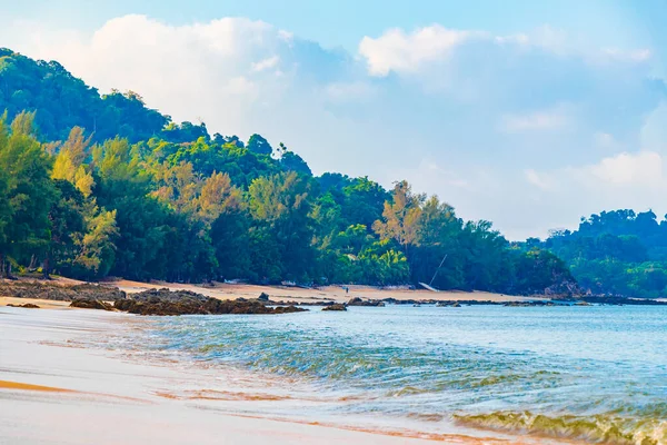 Тропический Рай Острова Пхаям Аоу Koh Phayam Aow Yai Beach — стоковое фото