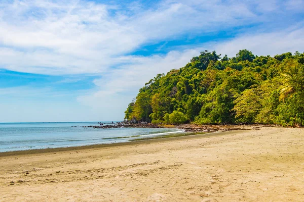 Скалистый Уголок Острова Пхаям Koh Phayam Aow Yai Beach — стоковое фото