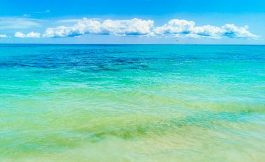 Playa del Carmen Meksika 'da tropik Meksika plajı 88 Punta Esmeralda.