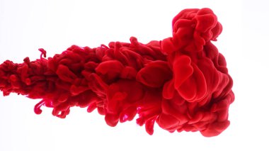 Sudaki kırmızı akrilik mürekkep beyaz izole edilmiş arka planda çok yakından donmuş hareket ediyor. Soyut arkaplan, renk patlaması