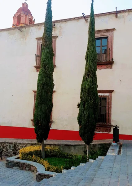 Kolorowe Zabytkowe Domy Zabytkowym San Miguel Allende Meksyk — Zdjęcie stockowe