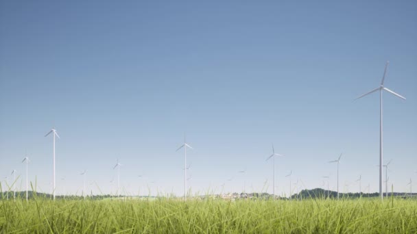 Geradores de vento fazenda grama no céu azul claro — Vídeo de Stock