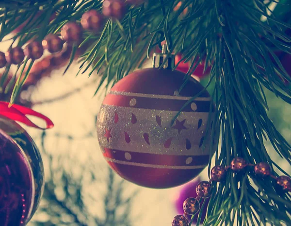 Fundo Natal Com Árvore Natal Com Decorações Luzes Desfocadas Bokeh — Fotografia de Stock