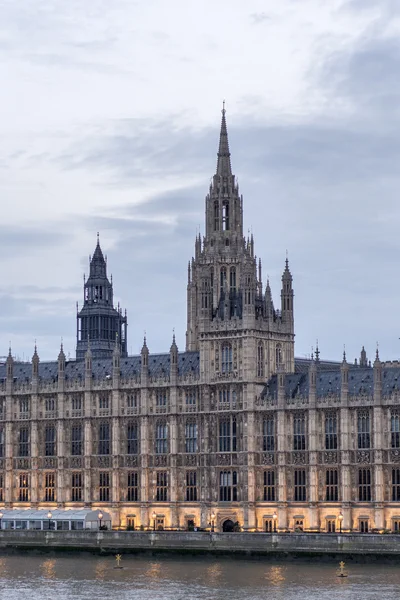 Big Ben y las Casas del Parlamento —  Fotos de Stock