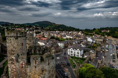 Conwy Castle with City and River Conwy Kuzey Galler, Birleşik Krallık