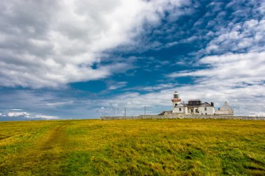 Deniz feneri döngü kafa Yarımadası'nda İrlanda