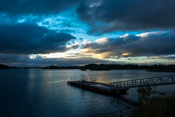 Twilight in Lough Leane in Ierland — Stockfoto