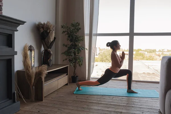 Woman Youga Pilates Exercise Home She Sportswear Using Mat Slim — Stock Photo, Image