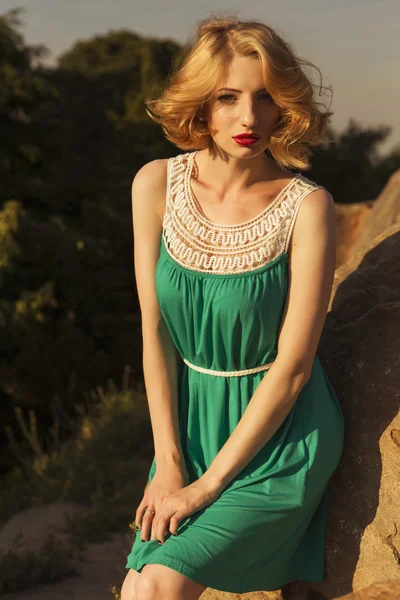 Beautiful blonde woman with curly short bob hairstyle, delicate — Stock Photo, Image