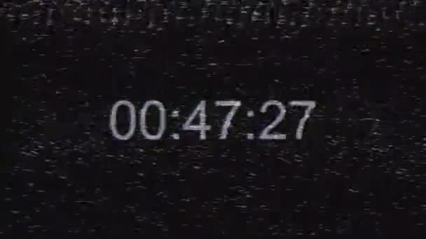 Timecode σε μαύρο φόντο με VHS αποτέλεσμα. Πραγματικός χρόνος. Ψηφιακός θόρυβος από μαύρο fon. — Αρχείο Βίντεο