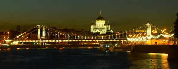 Vy över natt Moskva. Krymsky Bridge. — Stockfoto