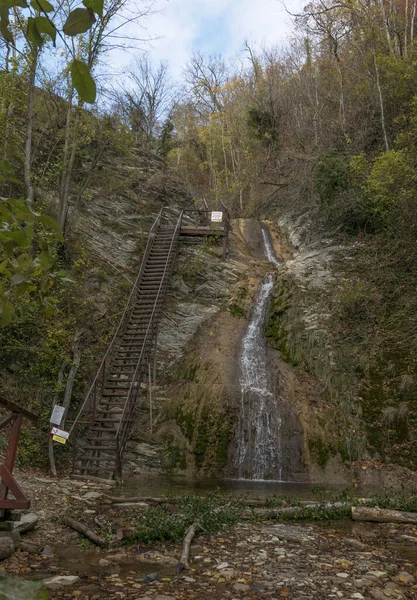 Ryssland Krasnodar Regionen Gebiusskiye Vattenfall — Stockfoto