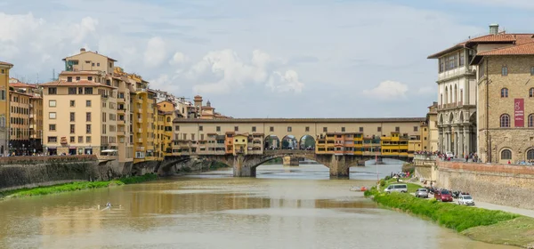 2019 Italië Florence Uitzicht Ponte Vecchio Brug Arno Rivier — Stockfoto