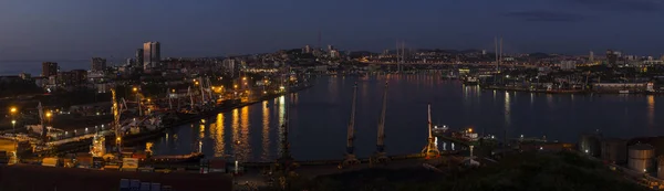 2020 Rússia Primorye Panorama Noite Vladivostok Vista Baía Zolotoy Rog — Fotografia de Stock