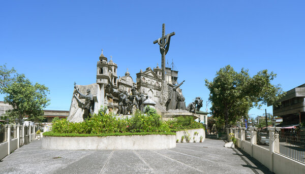 Памятник наследию города Себу
.