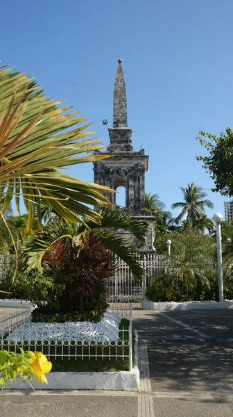 Philippines.Mactan Island.Fernand Magellan Monument. — Stock Photo, Image