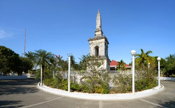 Filipinas.Isla Mactán.Monumento a Fernand Magallanes . —  Fotos de Stock