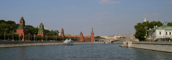 Moscou. Au centre. Vue de la rivière Moscou . — Photo