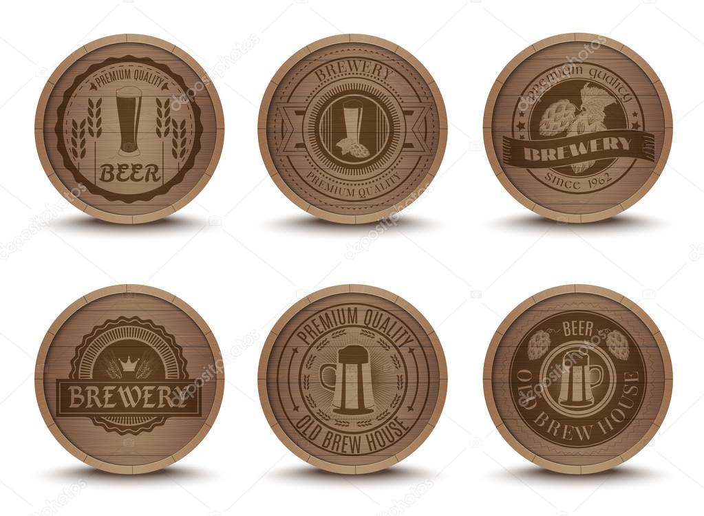 Wooden beer emblems mats icons set — Stock Vector © macrovector 74009491