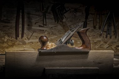 Carpenter'ın tablo fişleri ile uçakta Jack dağılmış