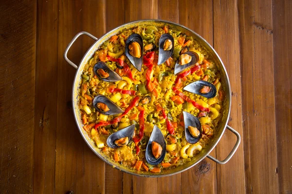 Paella midye ile