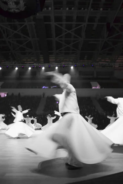 Dervishes Uppträder Scenen För Mevlana — Stockfoto