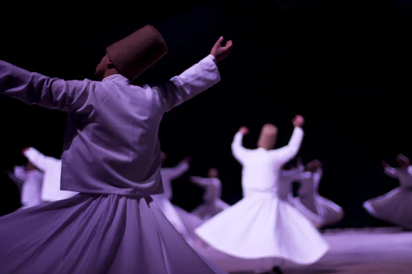 Virvlande dervishes — Stockfoto