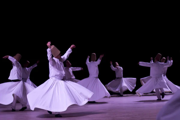 Virvlande dervishes — Stockfoto