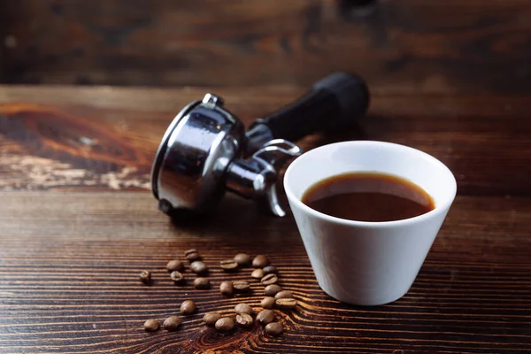Egy csésze fekete kávé és egy csésze eszpresszó.. — Stock Fotó