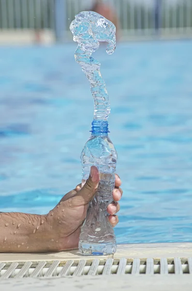 Vattenflaska splash — Stockfoto