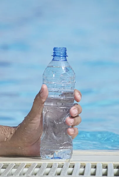 Spruzzo bottiglia d'acqua — Foto Stock