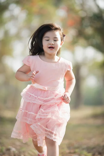 Piccole ragazze asiatiche — Foto Stock