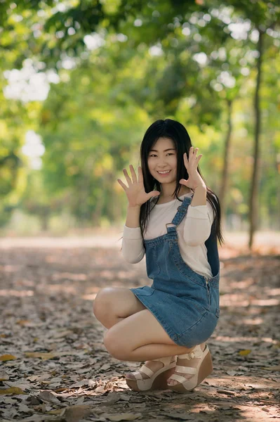 Adolescenti ragazze asiatiche — Foto Stock