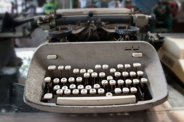 Antika daktilo, portre