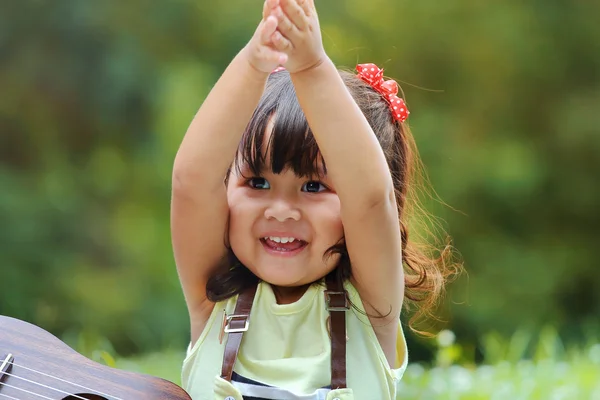 Asiatisches Mädchen — Stockfoto