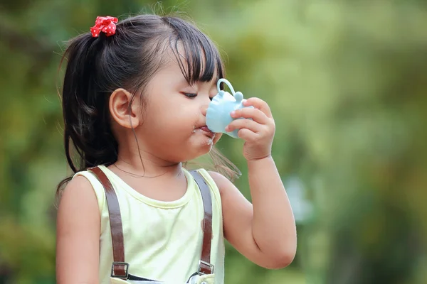 Asian girl — Stock Photo, Image