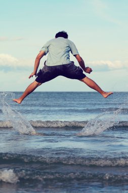 özgürlük için atlama