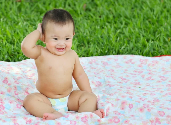 Bebé niña —  Fotos de Stock